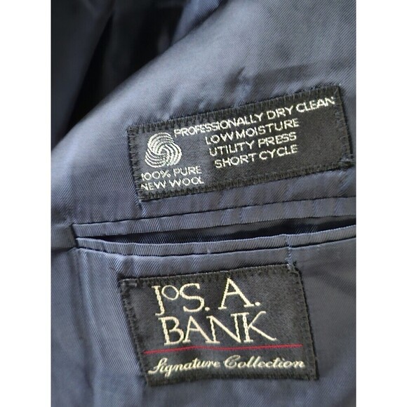 jos A Bank Men's Navy Formal Blazer, Pure Wool, Brass Buttons, EUC Size 52L. - Picture 6 of 11